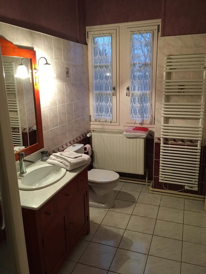 Le Manoir De La Graviere Ξενοδοχείο Mouzon  Εξωτερικό φωτογραφία